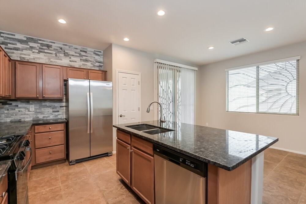 7421 S Mountain Star Dr - Photo 6 of 16