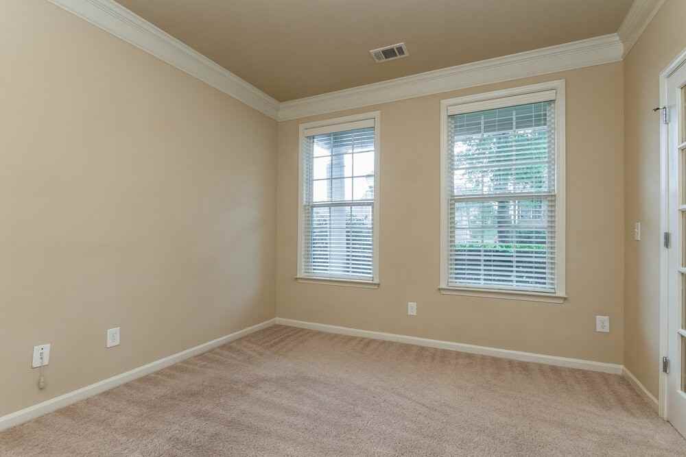 3925 Village Estates Ct - Photo 6 of 17