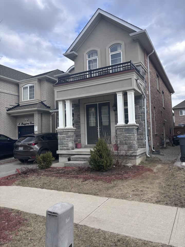 6 Pennycross Cres - Photo 2 of 8