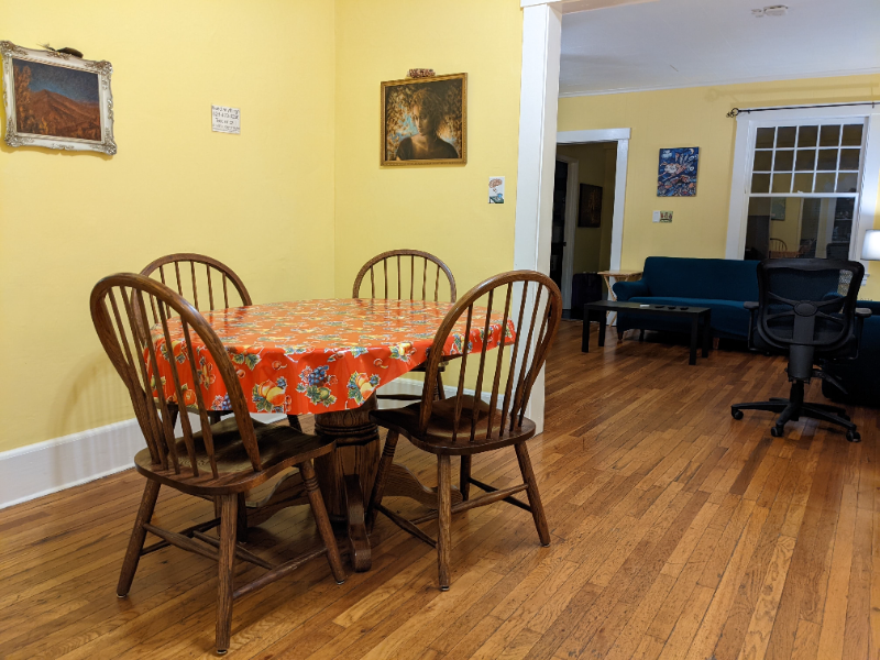 28 Ravenscroft Drive - Photo 3 of 6