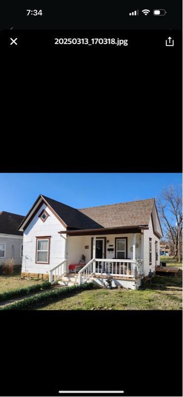 1116 W Myrtle St - Photo 3 of 9