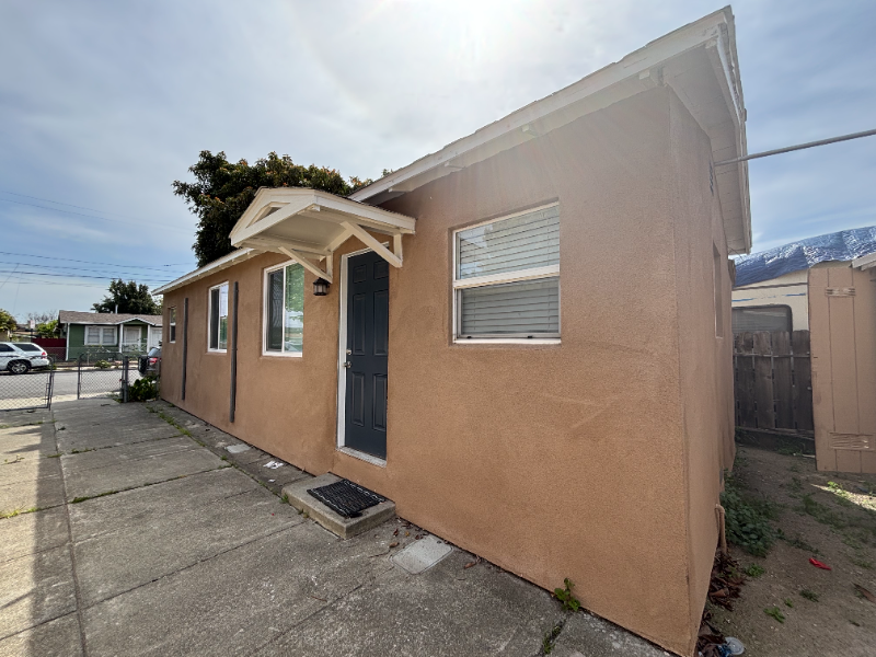 151 El Dorado Ave - Photo 2 of 20