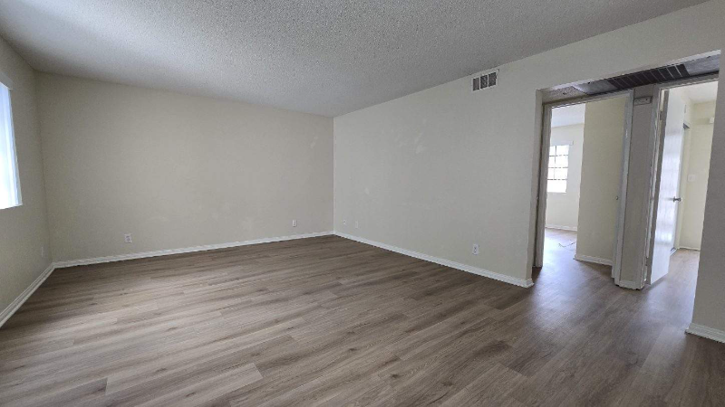 563 N Mar Vista Ave #105 - Photo 2 of 12