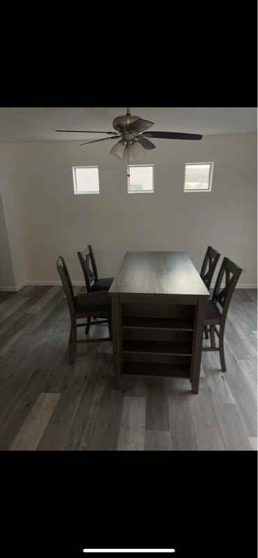 1367 E 10th Pl - Photo 6 of 7