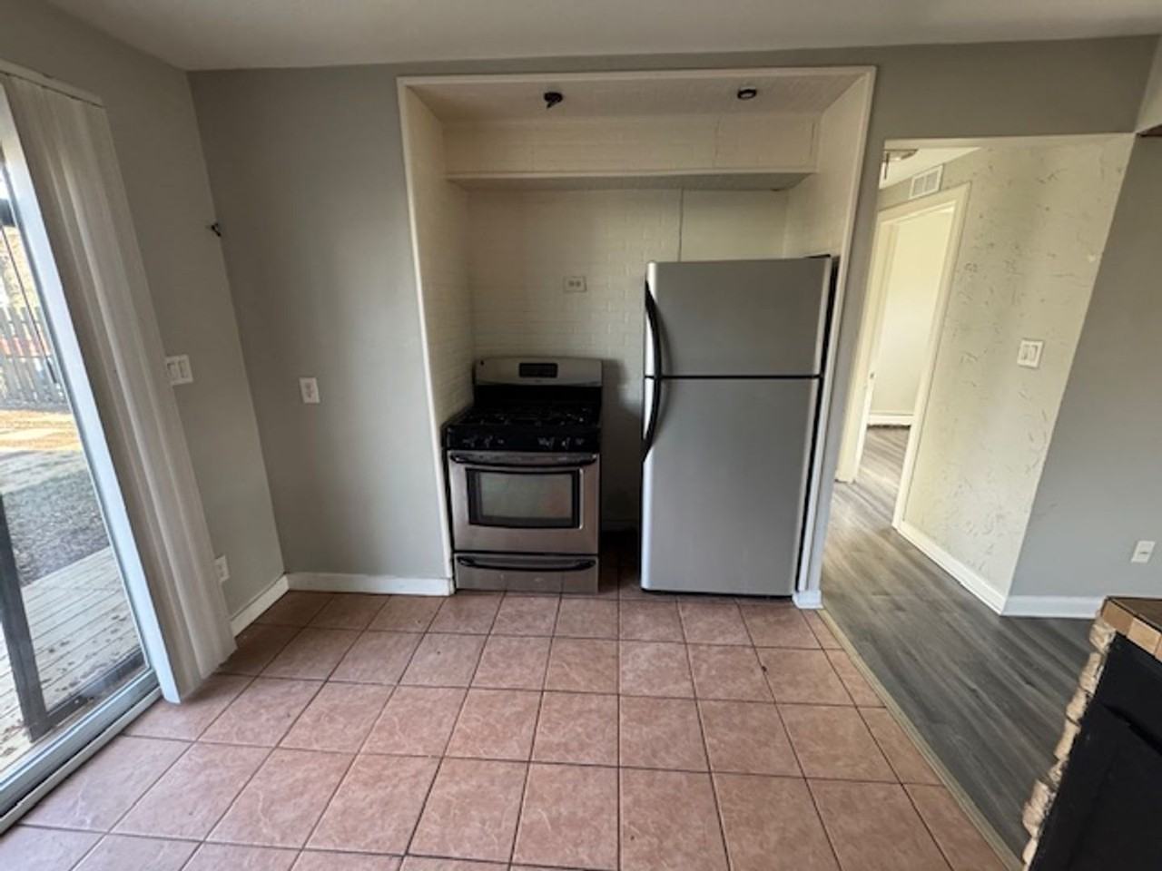 26160 Nagel St #1 - Photo 4 of 6
