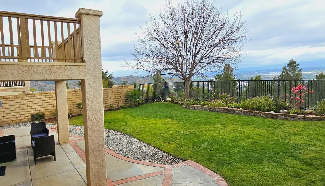 27938 Bridlewood Dr - Photo 2 of 39