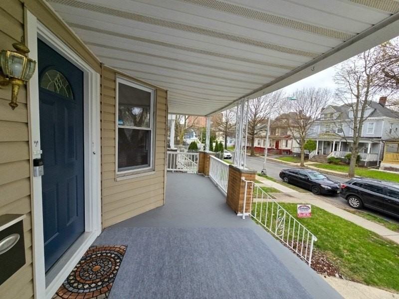 10 Washington Terrace - Photo 3 of 31