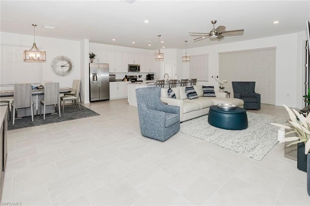 5728 Oakmont Ct #8921 - Photo 4 of 47