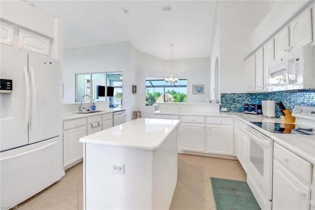 2202 Northwest 38th Place - Photo 7 of 30