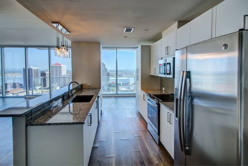 The Residences at OMNI Louisville - Photo 4 of 38