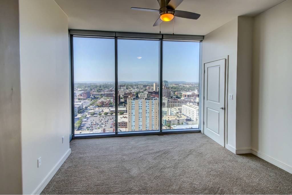 The Residences at OMNI Louisville - Photo 6 of 38