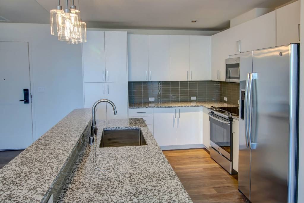 The Residences at OMNI Louisville - Photo 7 of 38