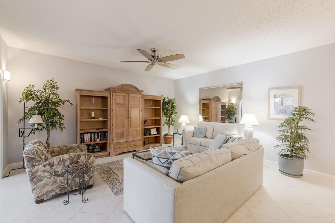 2403 Fairway Dr N - Photo 5 of 20