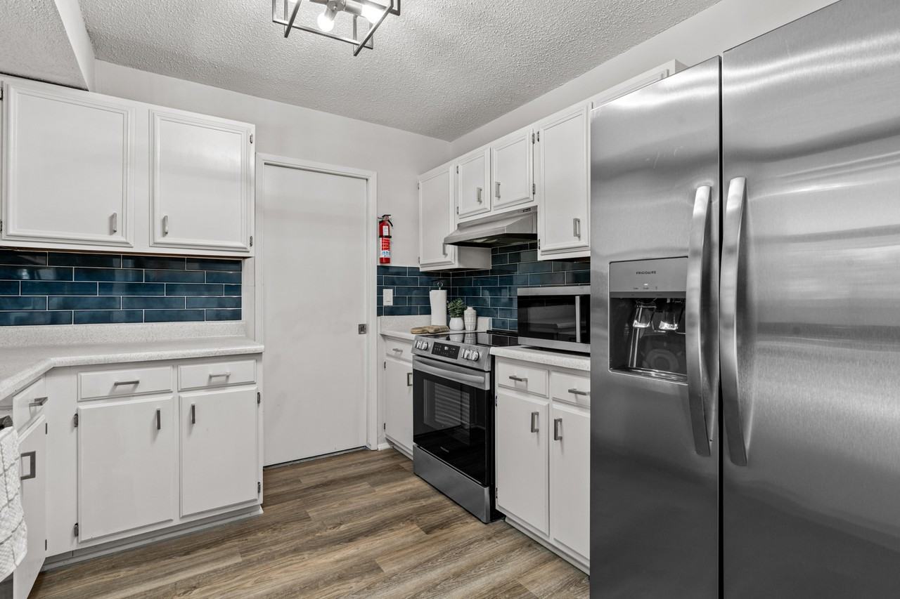 Harper Valley St - Photo 3 of 12