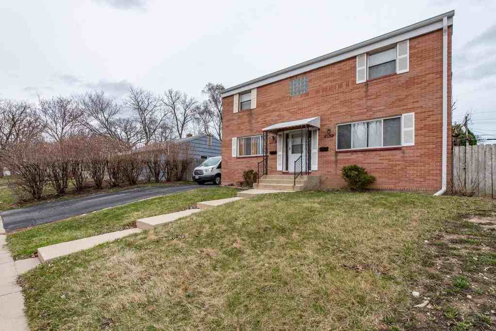 2435 Western Ave - Photo 2 of 23