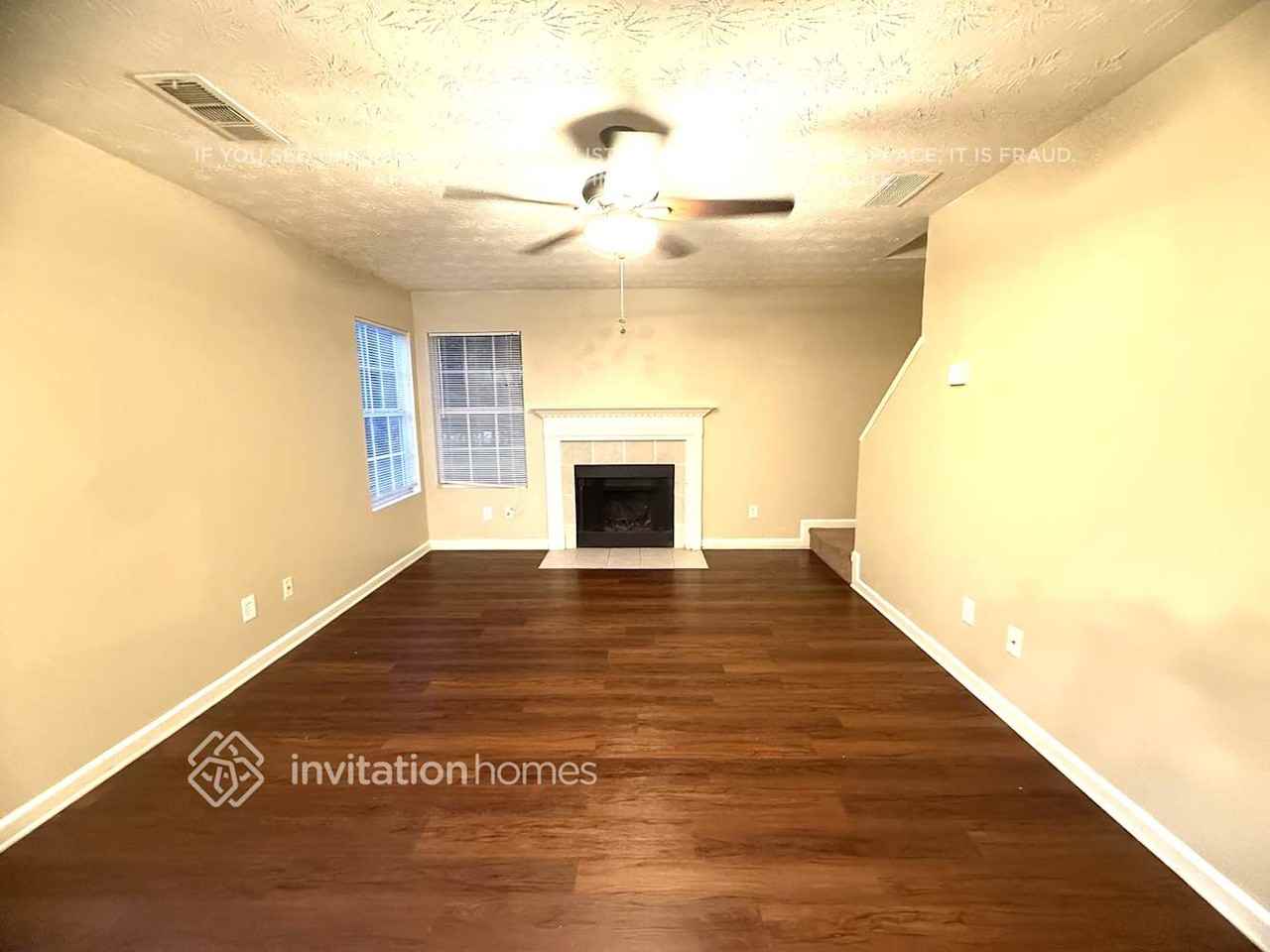10 Summer Breeze Ct - Photo 2 of 12