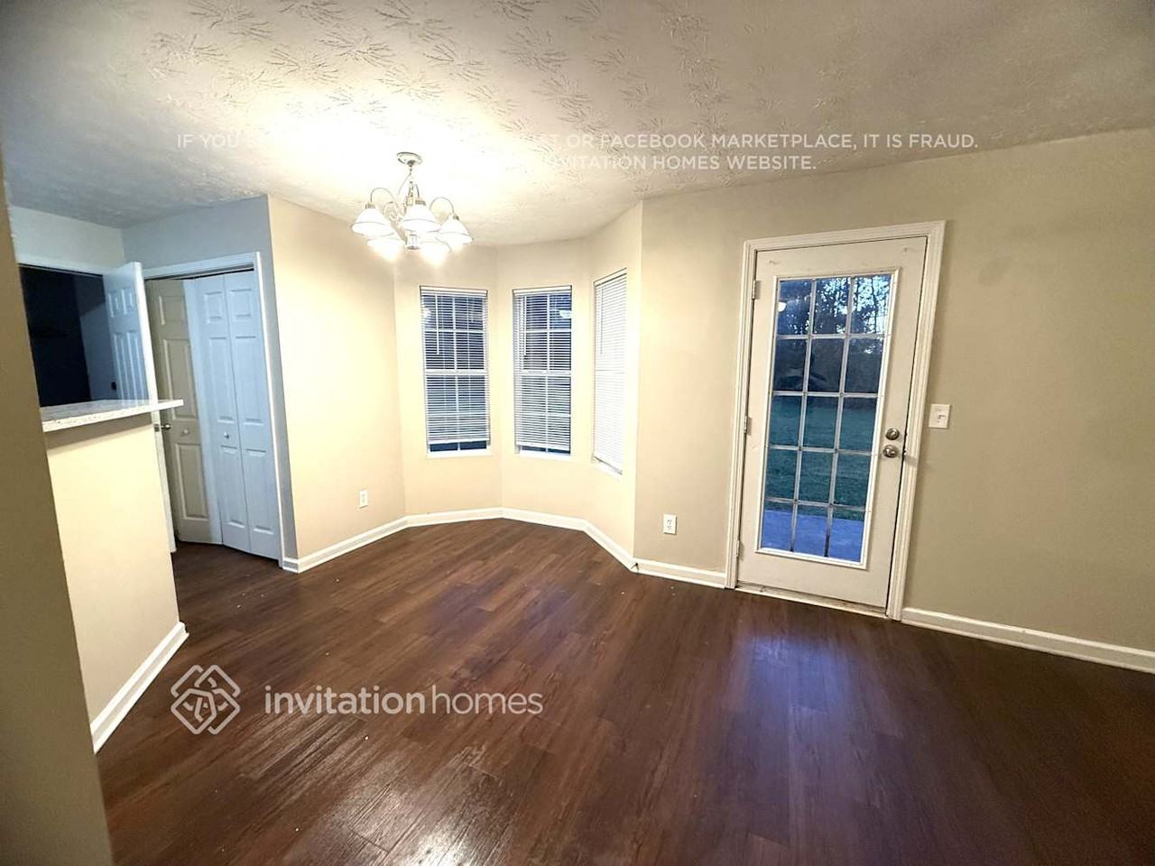 10 Summer Breeze Ct - Photo 4 of 12