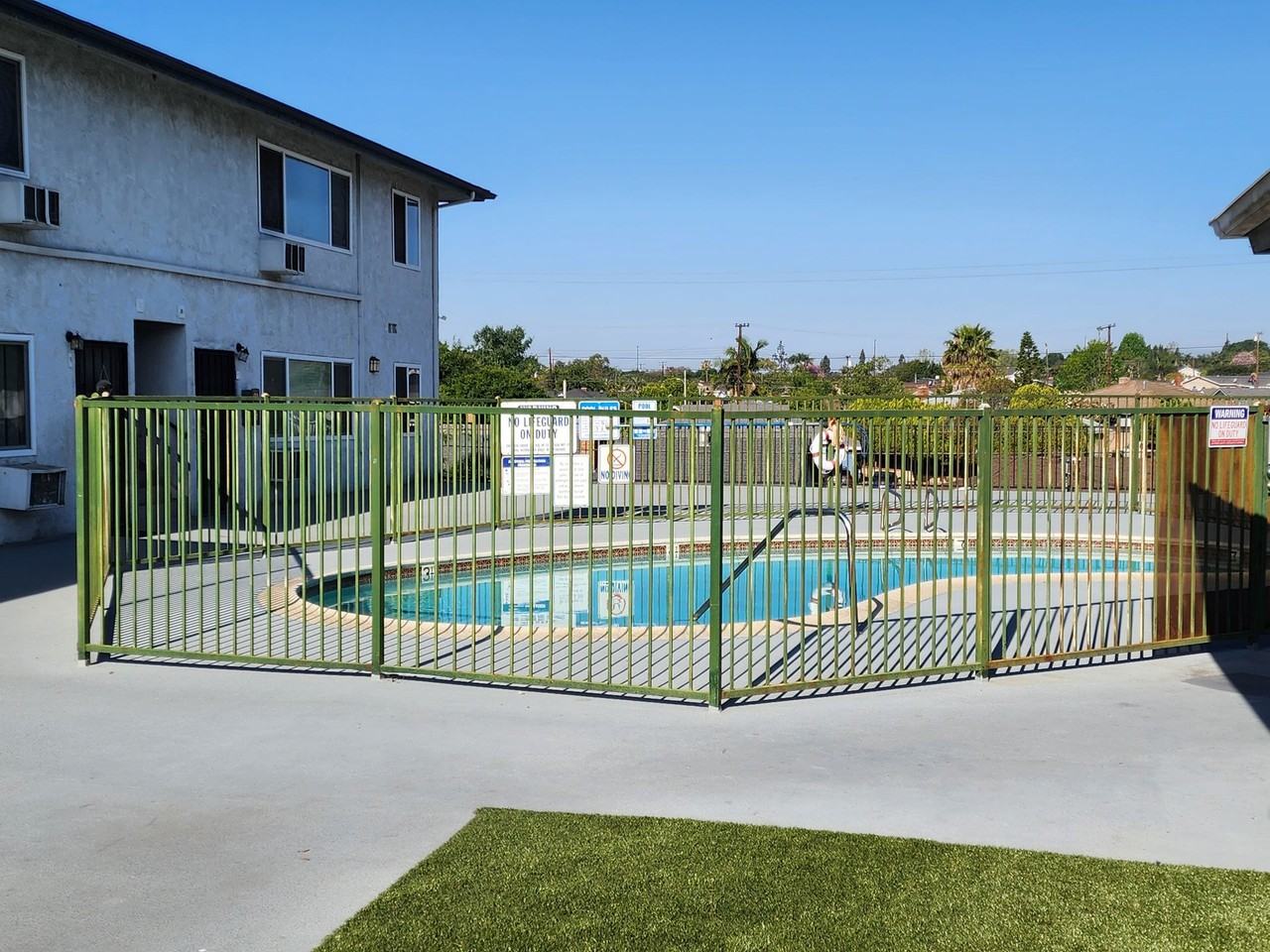 Idaho Street Apartments - Photo 5 of 31