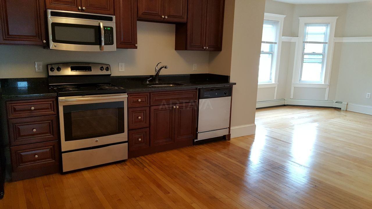 150 Massachusetts Ave #2 - Photo 6 of 13