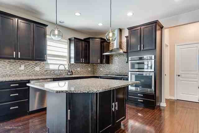 3724 Honey Locust Drive - Photo 2 of 26