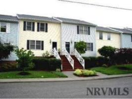 featured image of 1722 Downey St