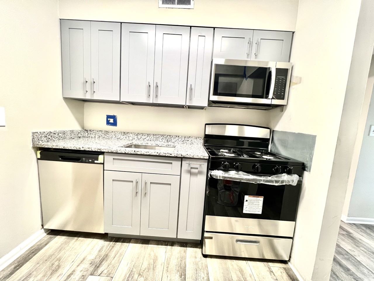 6091 Majors Ln #2 - Photo 3 of 16