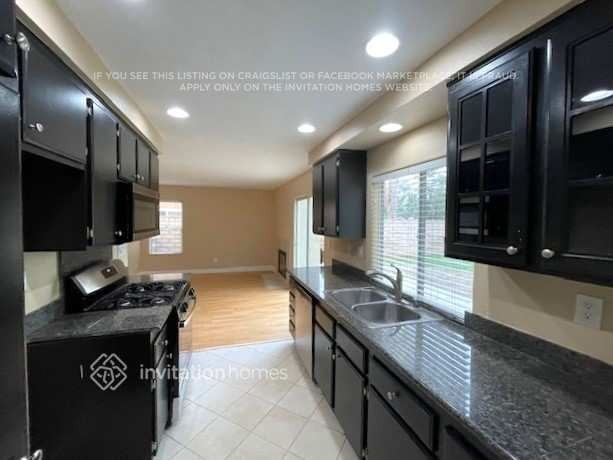 9881 Whitewater Rd - Photo 4 of 15