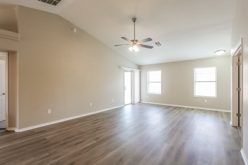 14180 N Via Trincheras - Photo 3 of 16