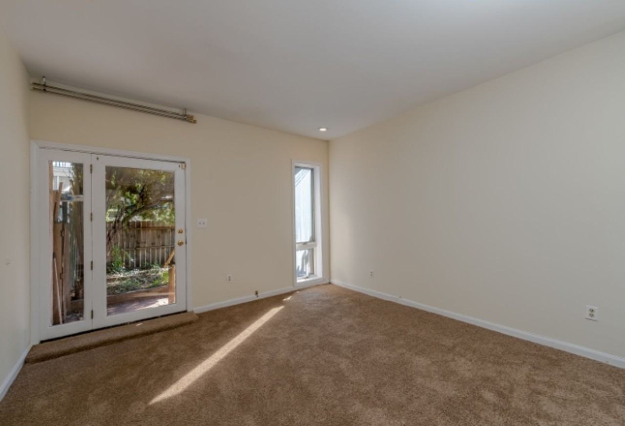 4301 Falls Rd - Photo 3 of 20