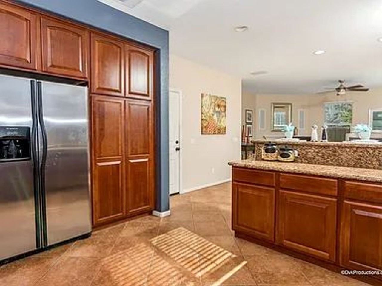 9551 Milden St - Photo 7 of 23