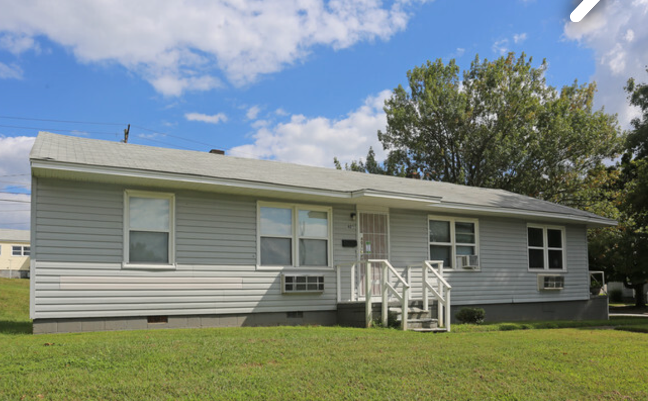 Welcome home to The Villas at Park Terrace — 40 acres of peaceful, single‑story living just minutes - Photo 4 of 50