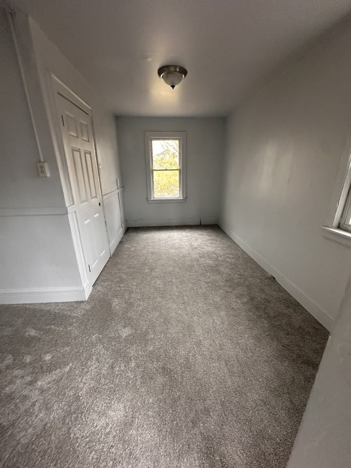 15476 Sorrento St #1 - Photo 7 of 22