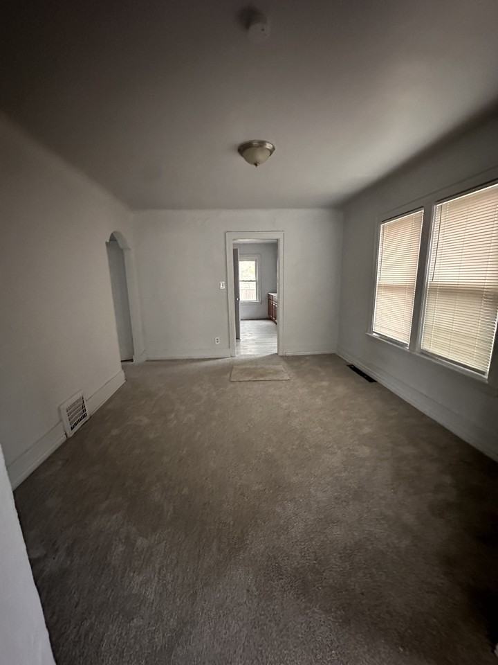 15476 Sorrento St #1 - Photo 7 of 22