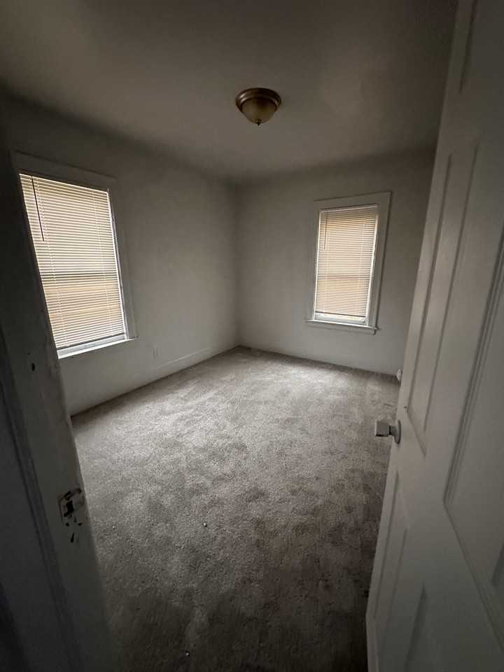 15476 Sorrento St #1 - Photo 4 of 22