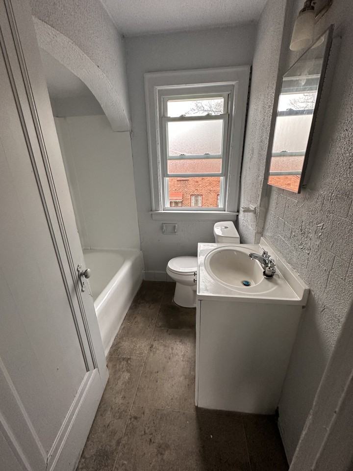 15476 Sorrento St #1 - Photo 7 of 22