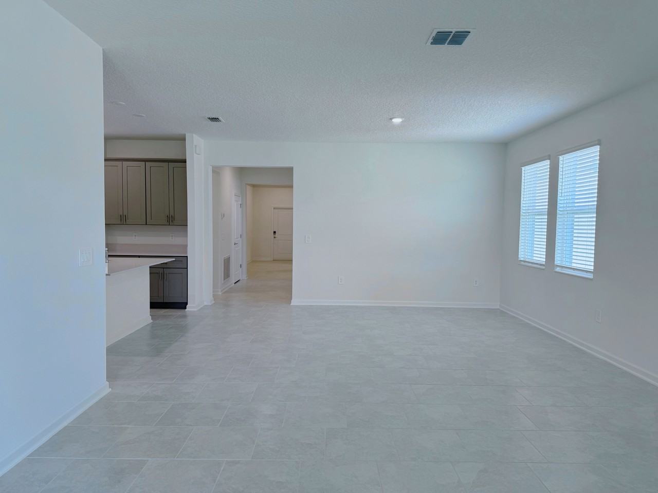 4197 Jespersen St - Photo 2 of 20