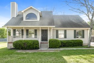 312 Pine Ridge Ln - Photo 1 of 1