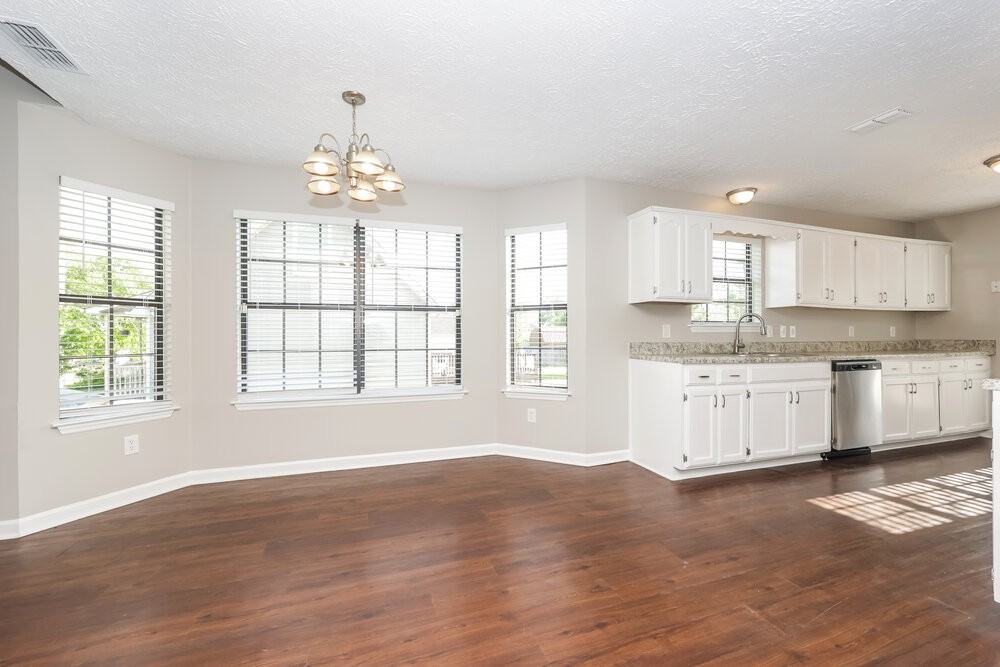 312 Pine Ridge Ln - Photo 6 of 17