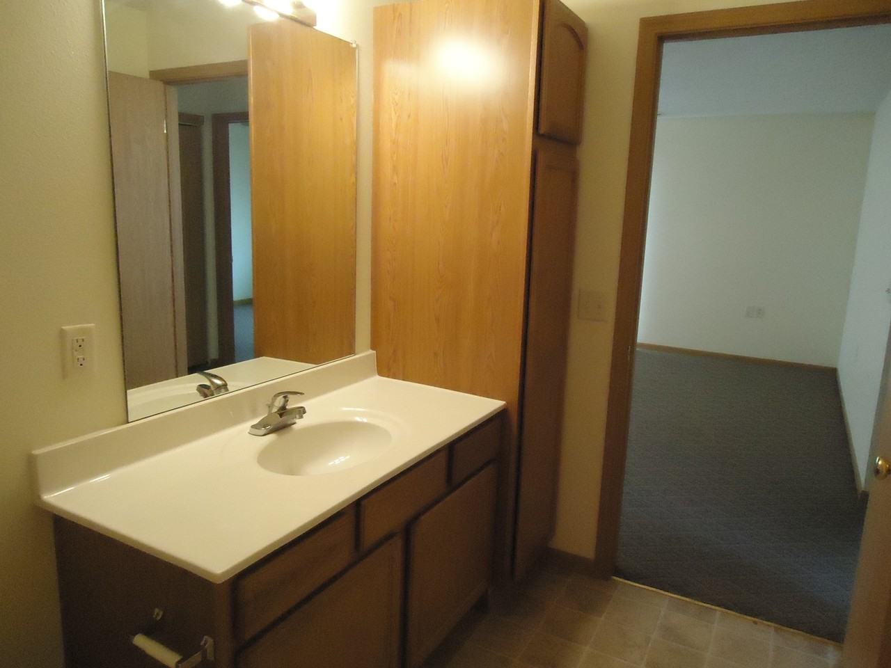 1120 East 20th Street - Photo 2 of 4