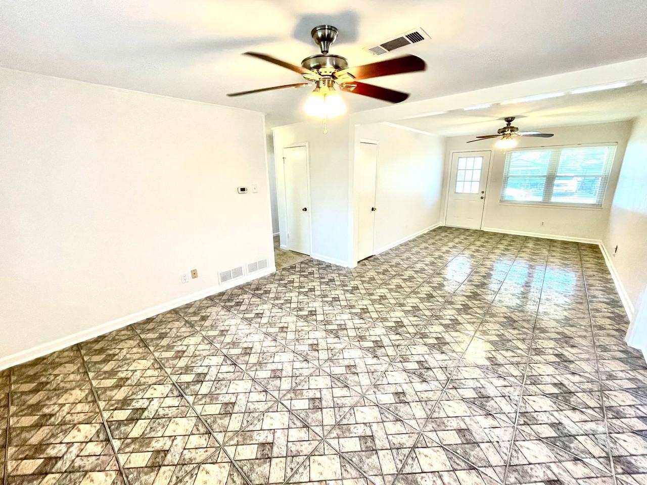 201 E Fuller Dr - Photo 6 of 14