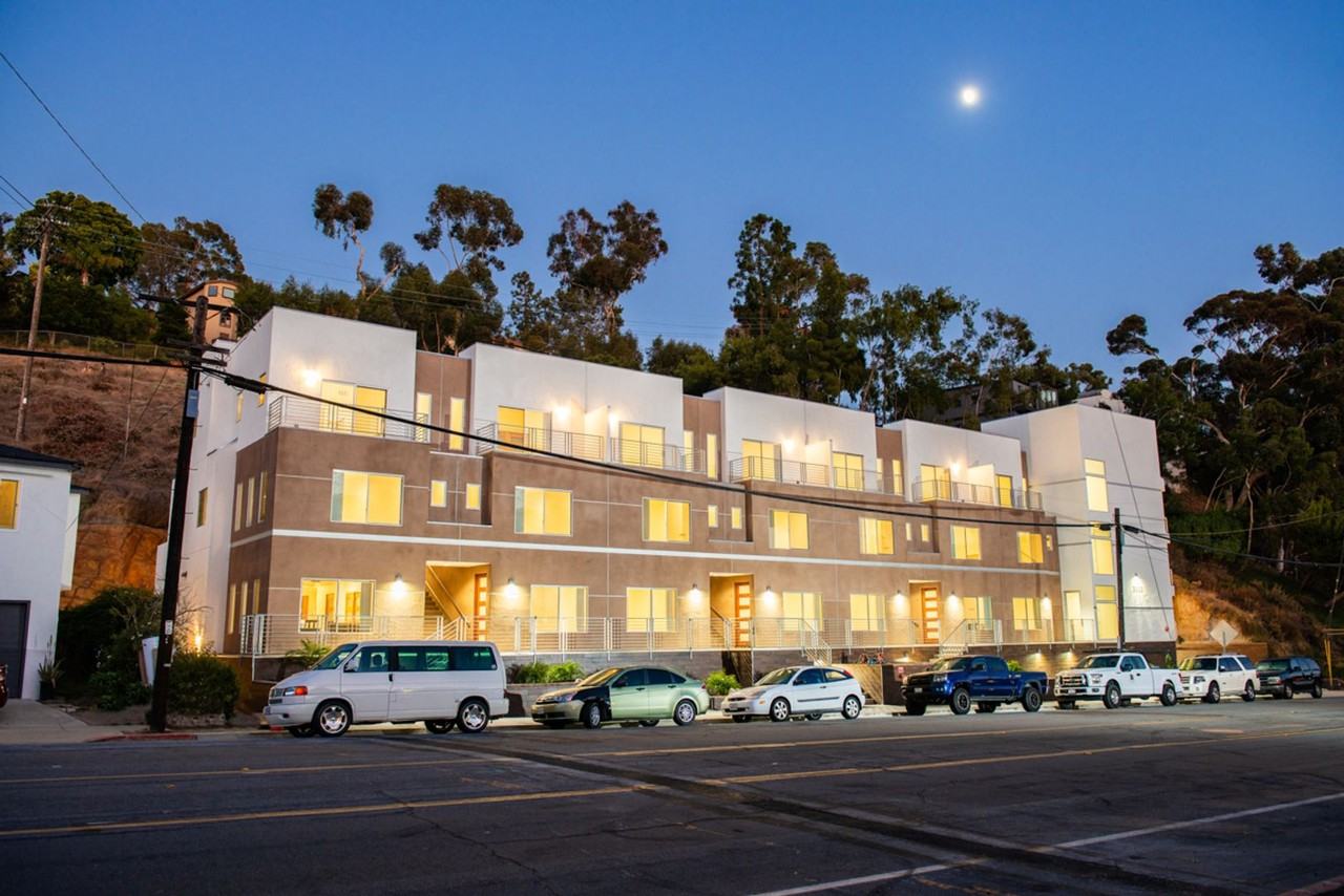 Luxury Townhomes in Hillcrest/Mission Valley - Photo 2 of 50