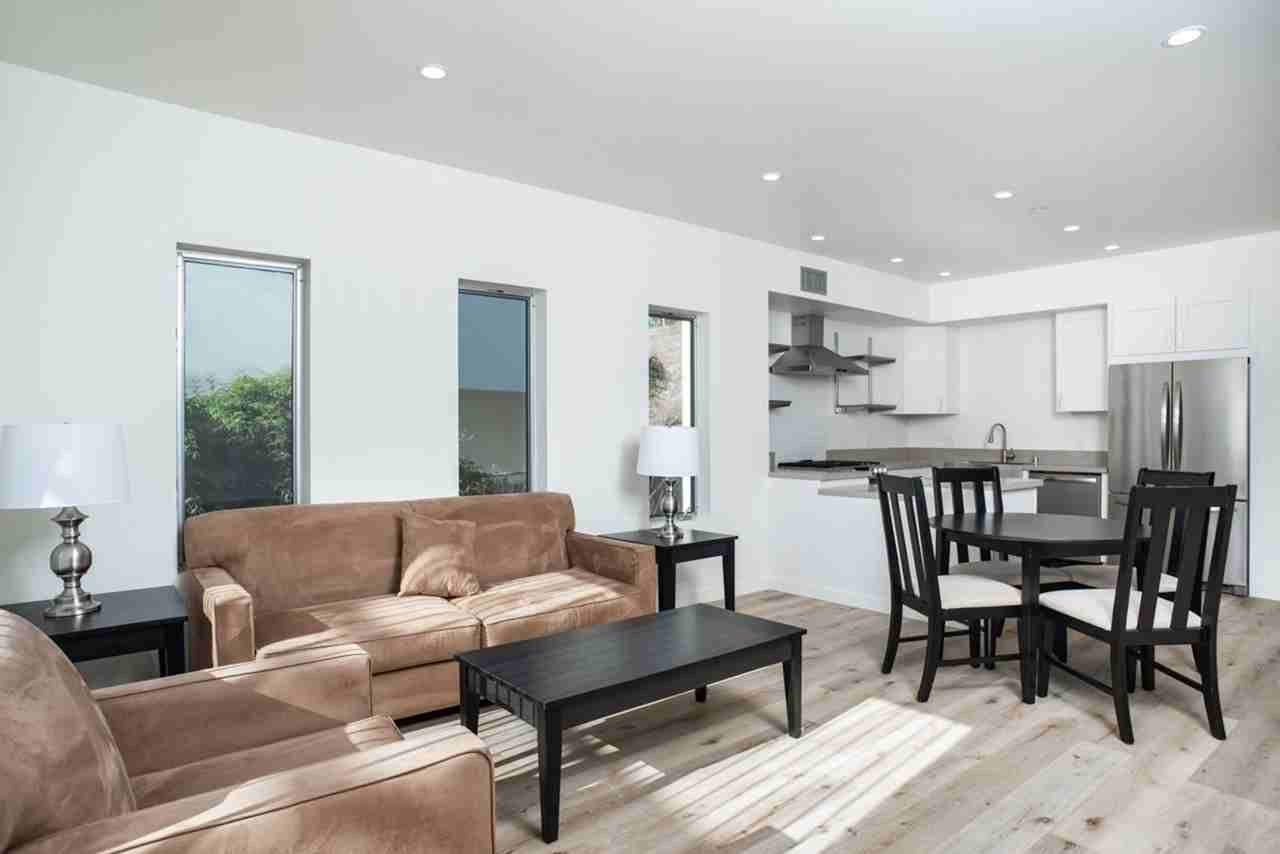 Luxury Townhomes in Hillcrest/Mission Valley - Photo 3 of 50