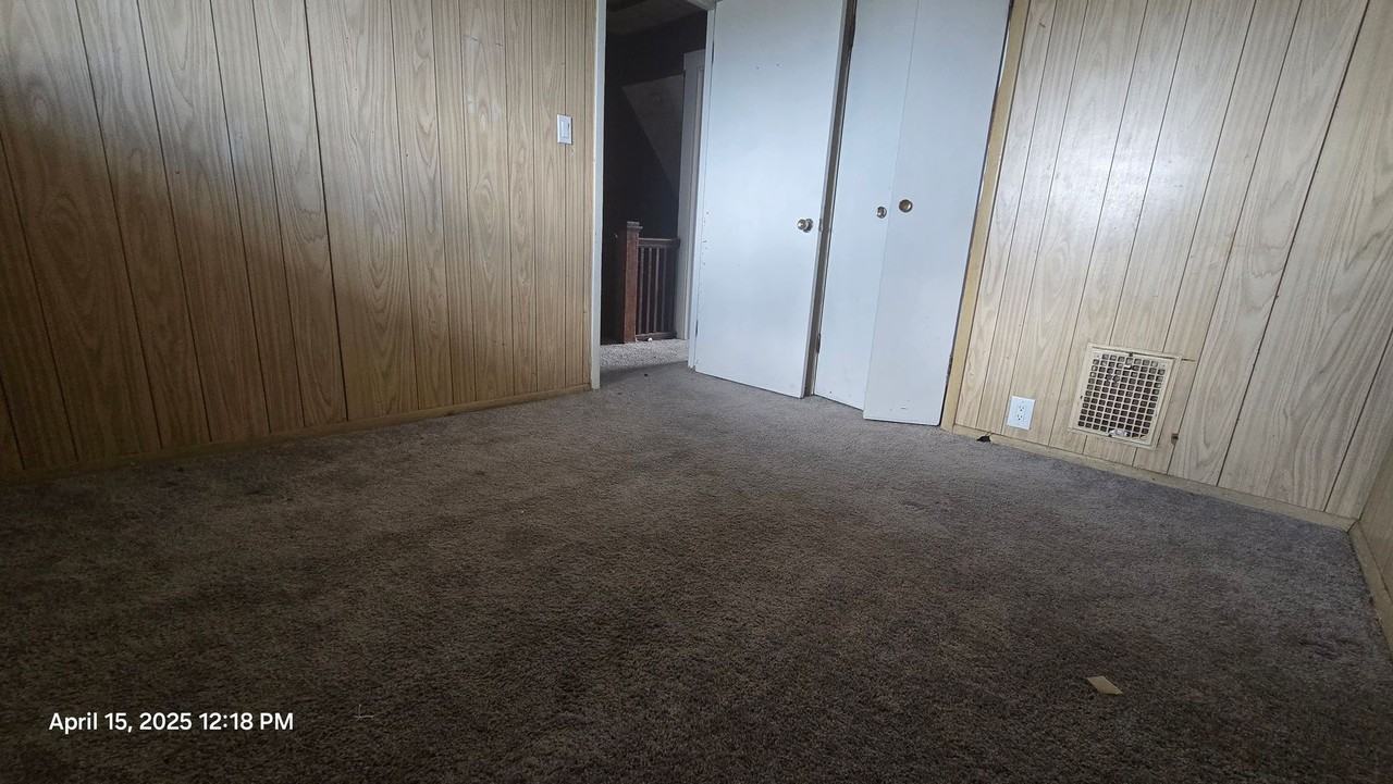 1007 Wool St - Photo 4 of 6