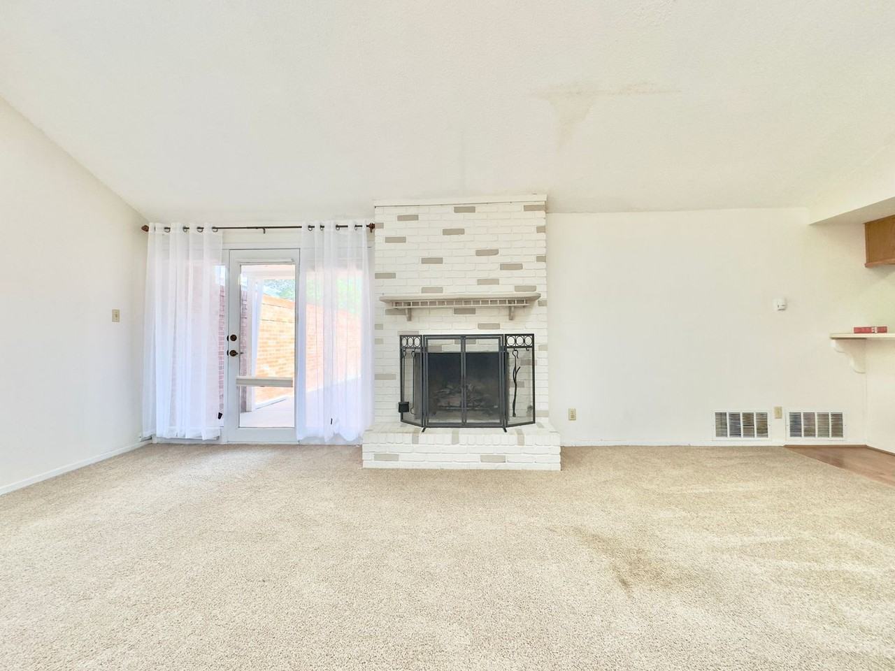 3517 Andrews Hwy - Photo 3 of 22