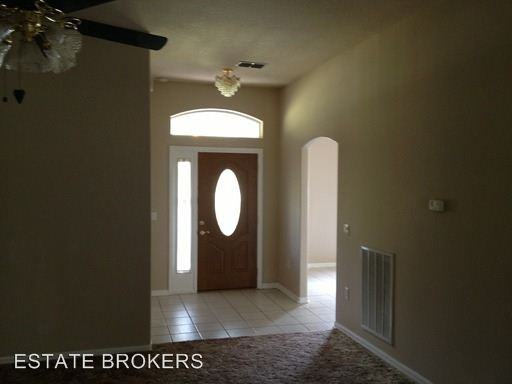 251 Hargrove Ln - Photo 2 of 10