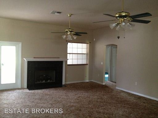 251 Hargrove Ln - Photo 3 of 10