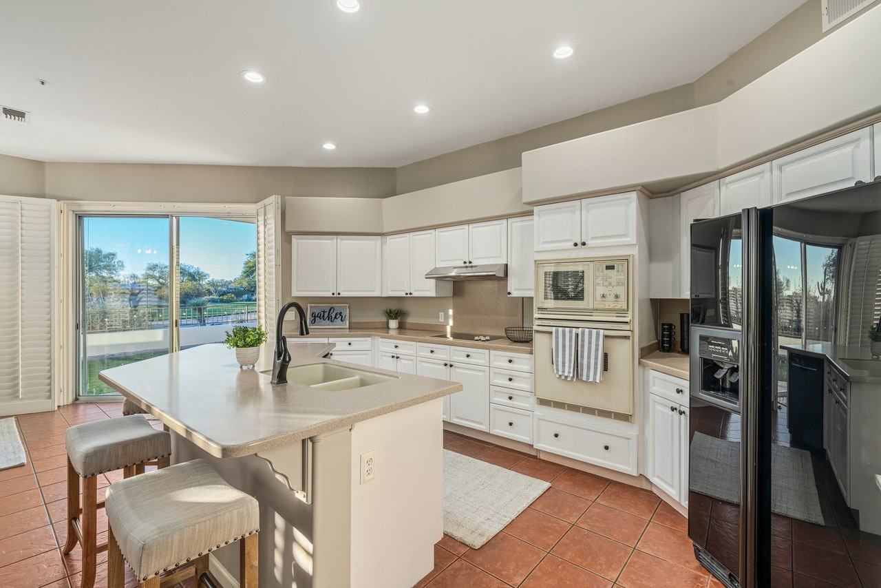 7979 E Princess Dr #NA - Photo 5 of 28