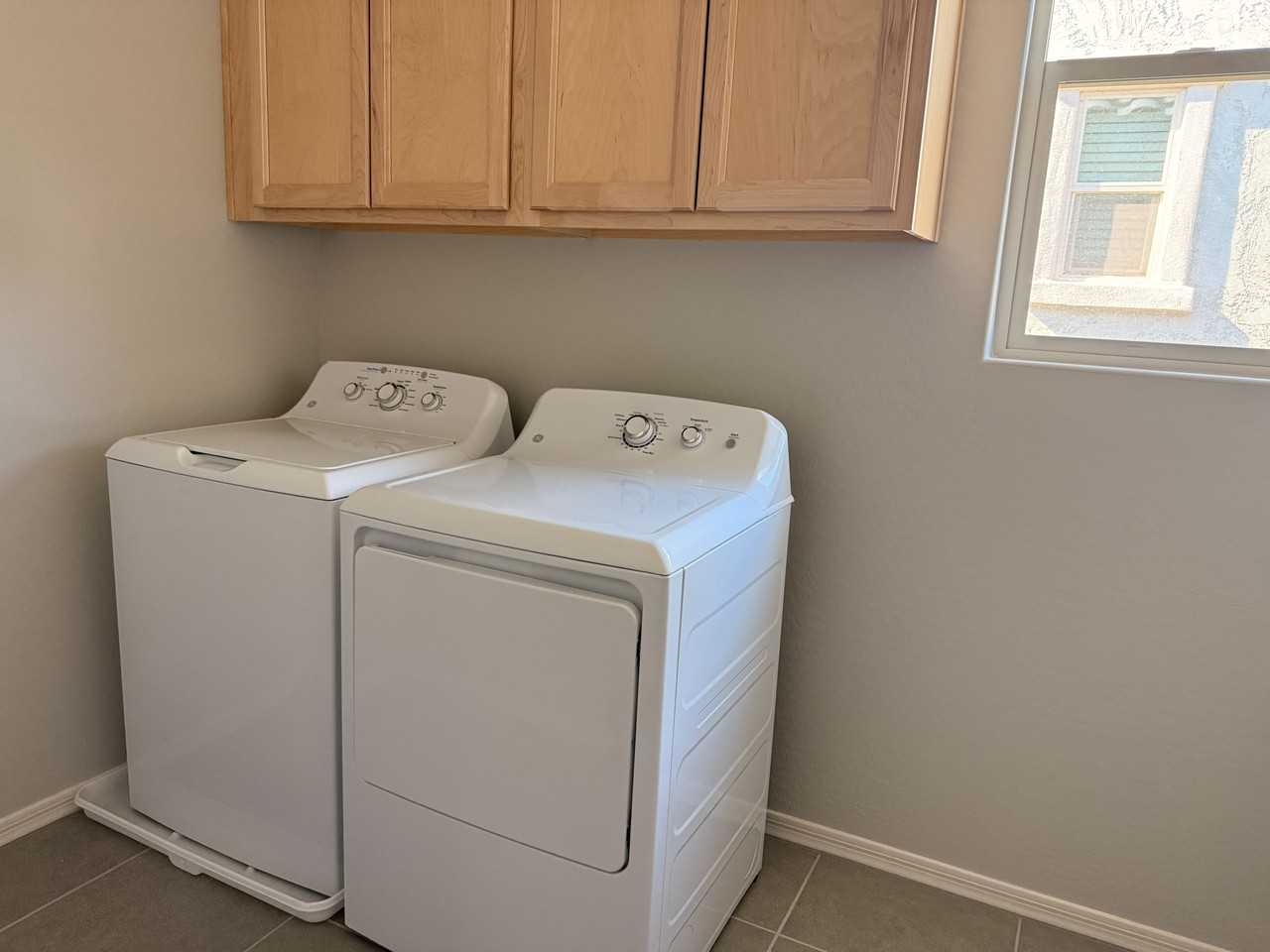 2551 S Entwistle St #NA - Photo 7 of 7