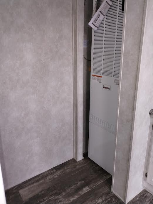 109 Flamingo Dr - Photo 2 of 18