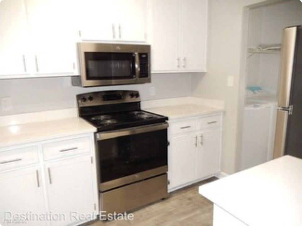 4887 Old Bainbridge Road - Photo 5 of 18